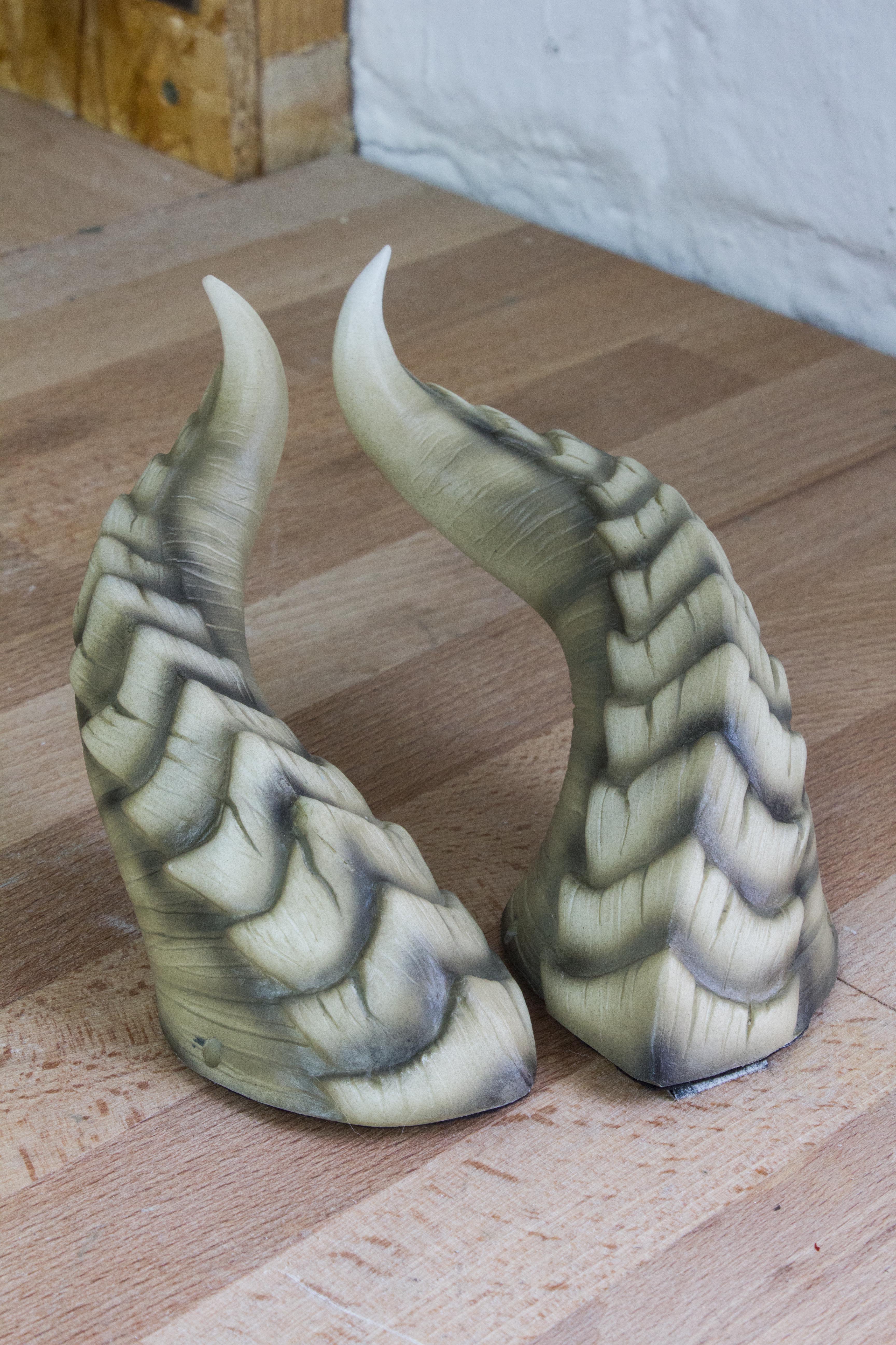Medium Dragon Horns | Custom Color | Handmade | Lightning Cosplay