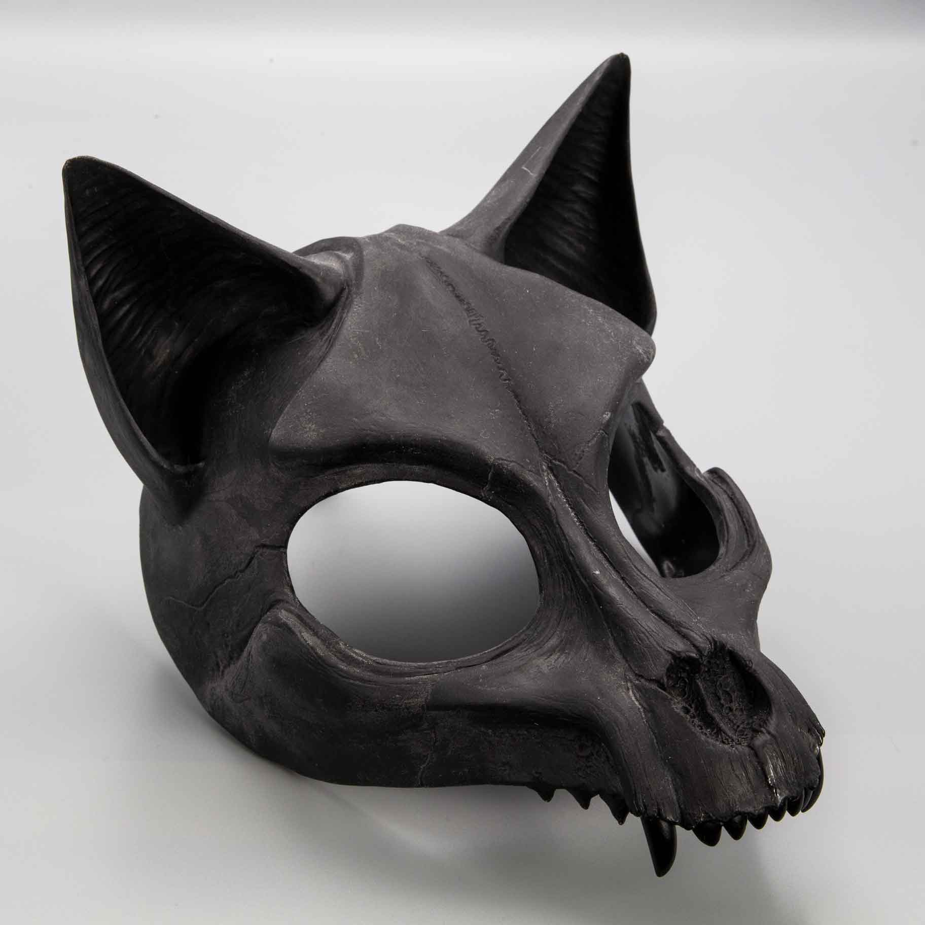 Permanent Labe Architekt black fox mask Vorabend Schnitt Kieselstein
